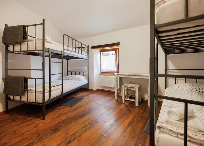 アパート Hisa Jakob Črni Kal